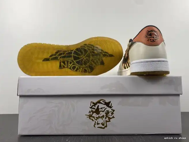 Cheap Air Tiger OG 1 Jordan Low of the DH6932-100 Year 0428